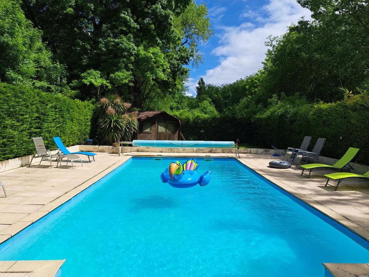 Le Moulin Etourneau - 3 Gites Avec 2 Piscines Champagnac  Exterior foto